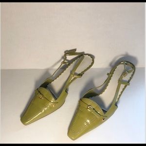 Liz Claiborne Green Pointed Toe Kitten Heel Pumps